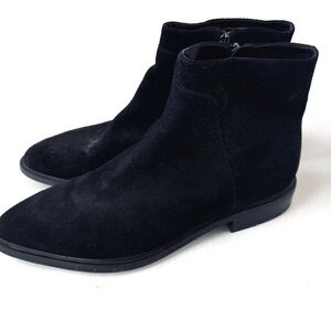 Via Spiga Chelsea Black Suede Ankle Boots size 10